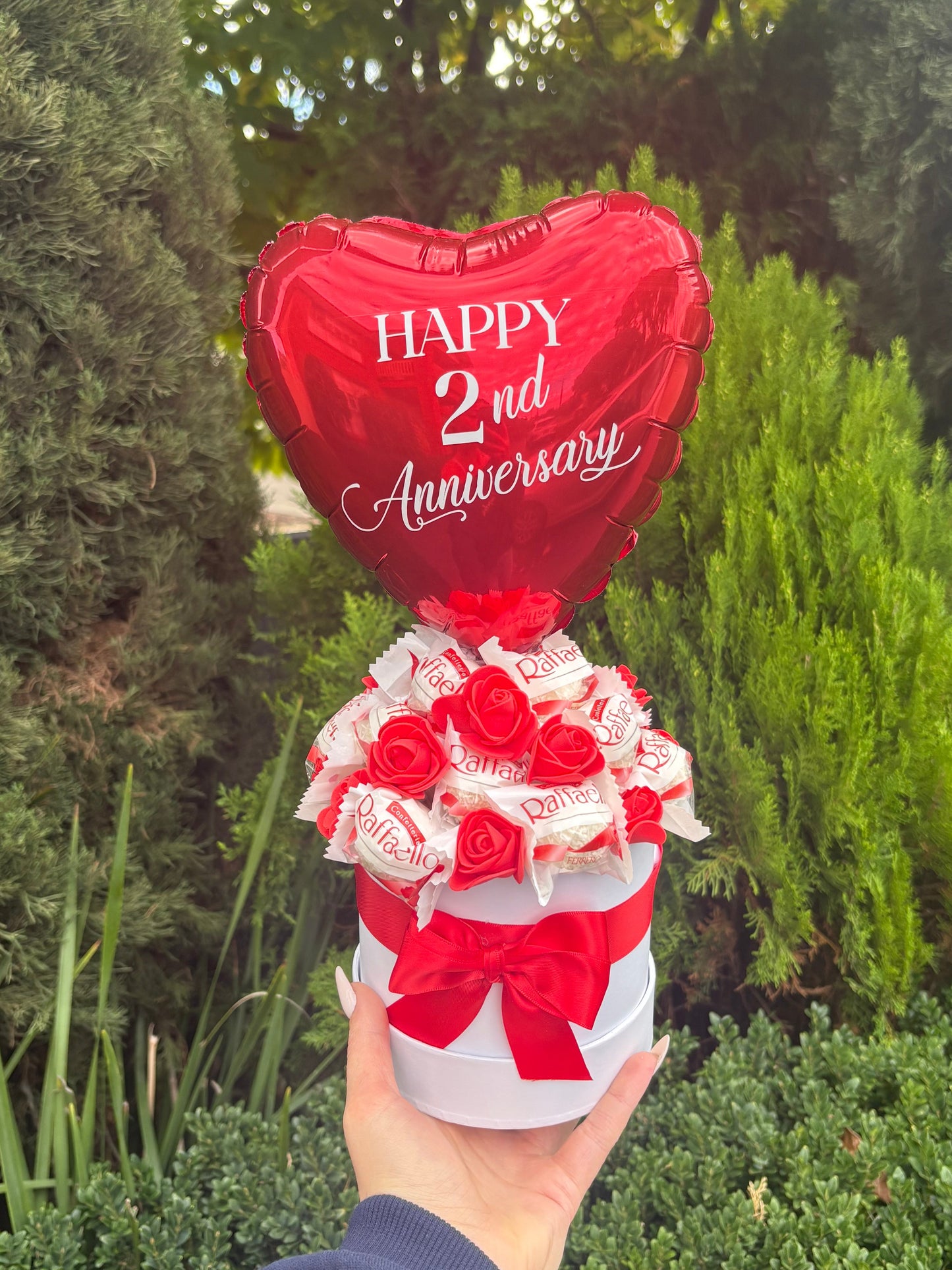 Heart Balloon, Raffaello and Flower Box