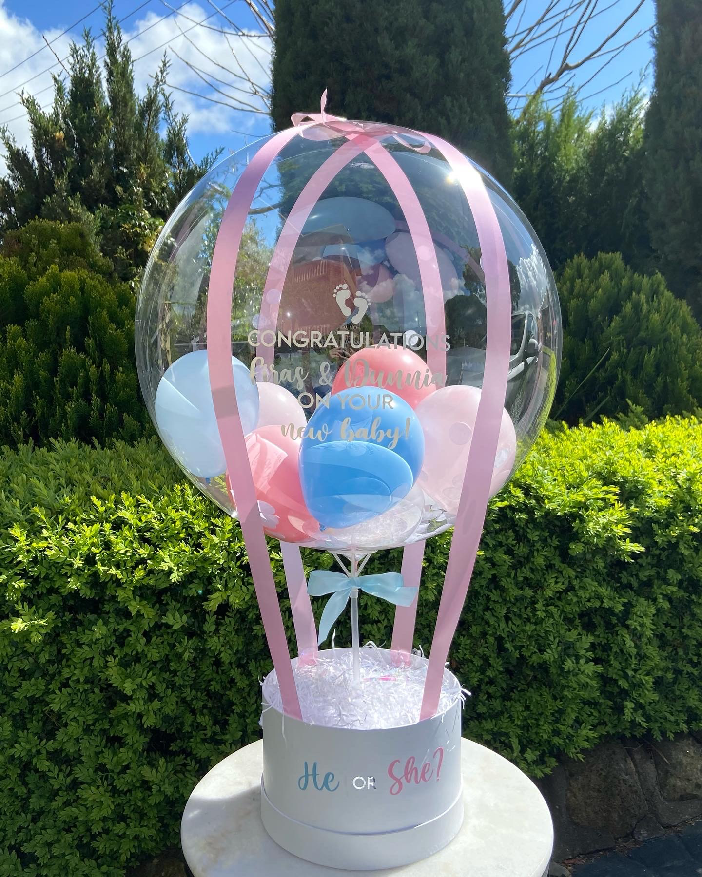 Balloon Bundle with Empty Box