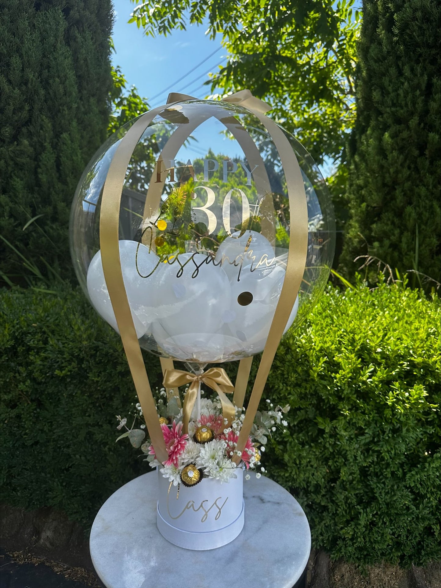 Fresh Flower and Forrero Balloon Bundle (General Mix)