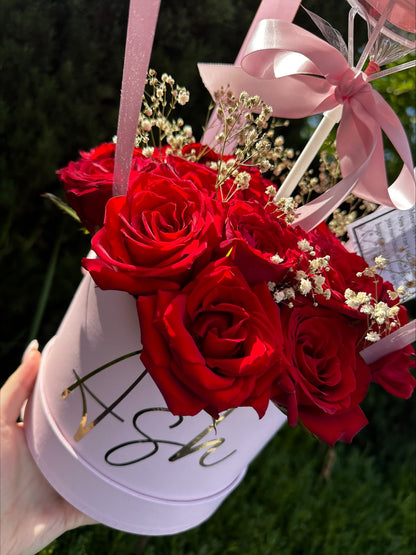 Fresh Roses with Forrero Balloon Bundle