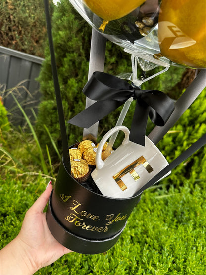 Forrero and Custom Mug Balloon Bundle